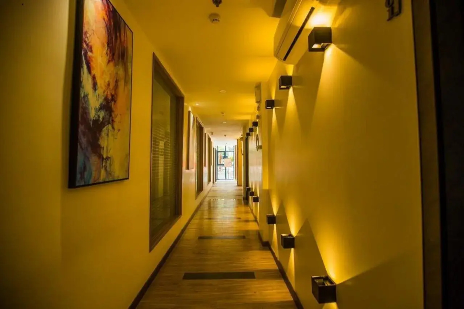 Erus Suites Hotel Boracay