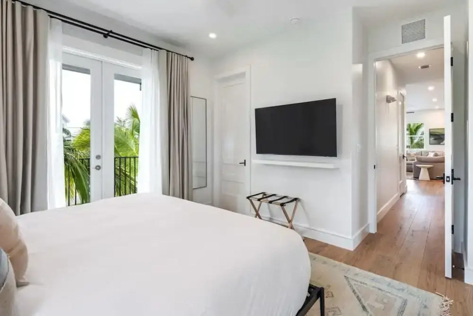 New Windrose House by Brightwild Pool