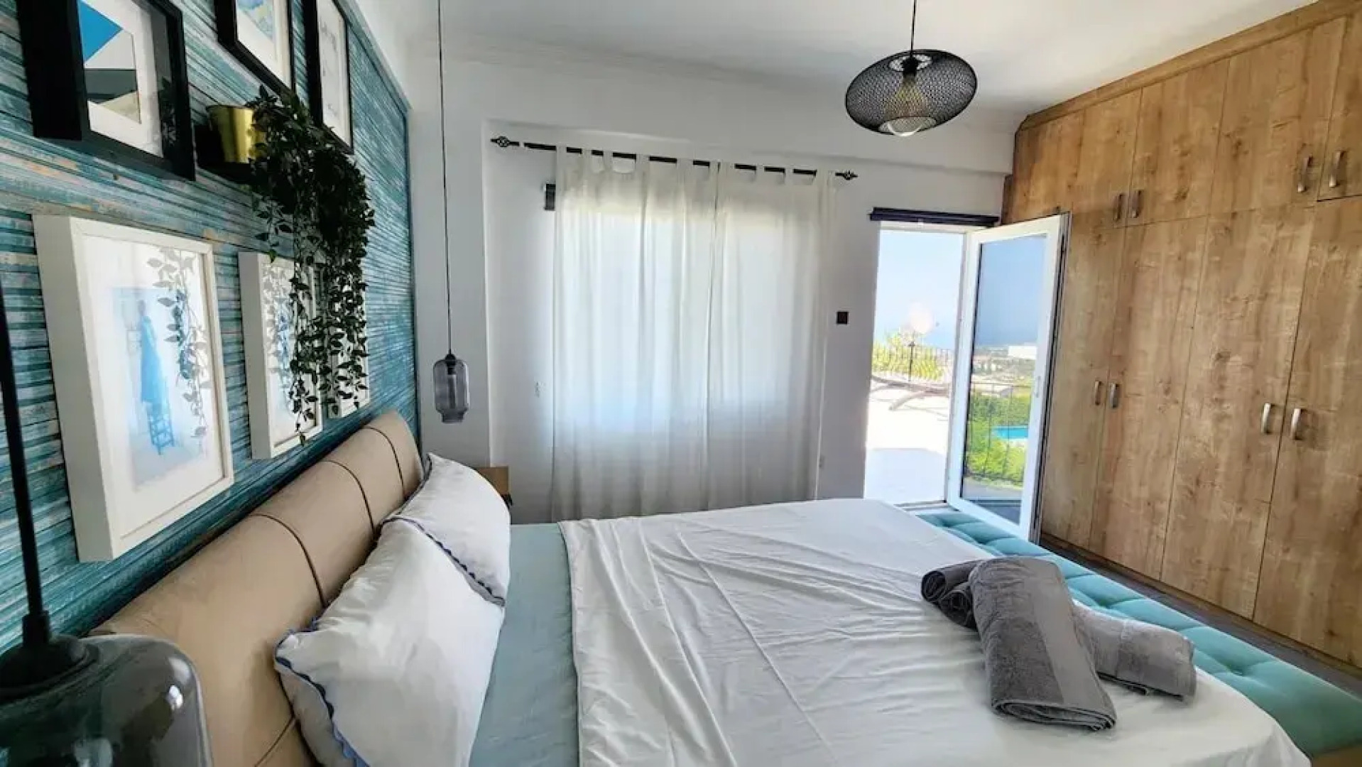 Beautiful Villa Within Easy Distance to Attraction