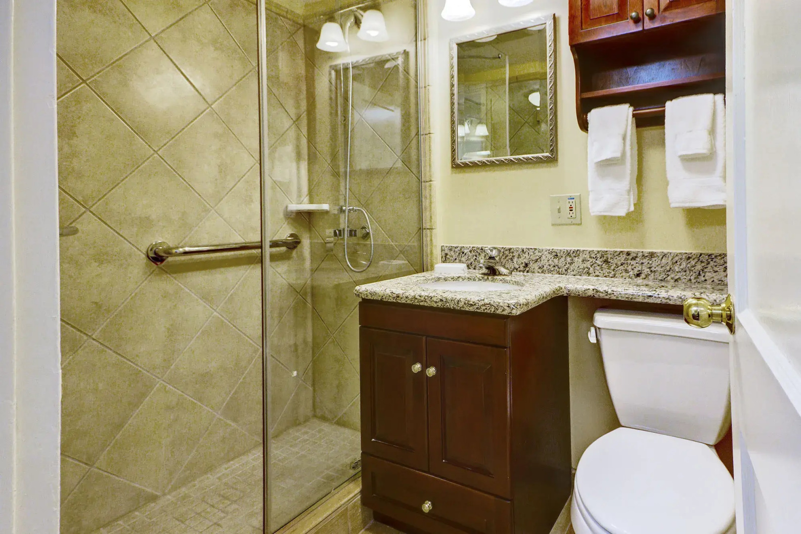 Club Wyndham Avenue Plaza