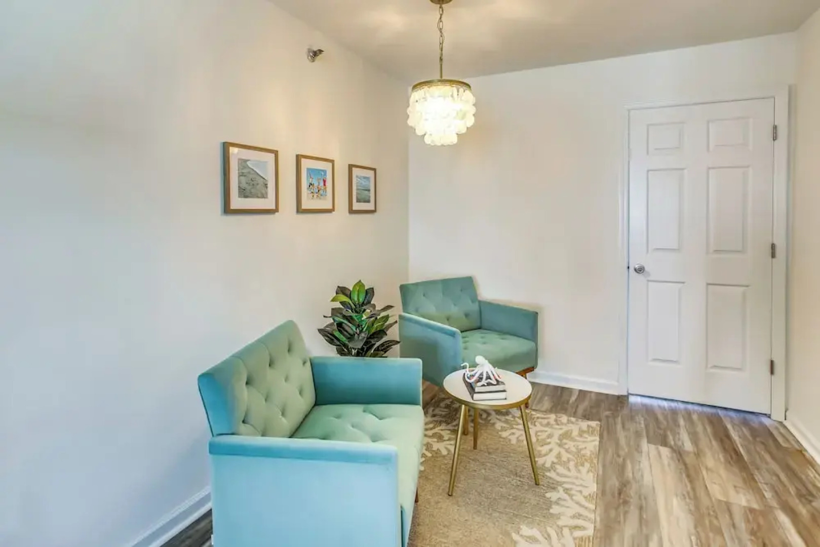 'salt & Light' Oceanfront Condo w/ Pool & Elevator