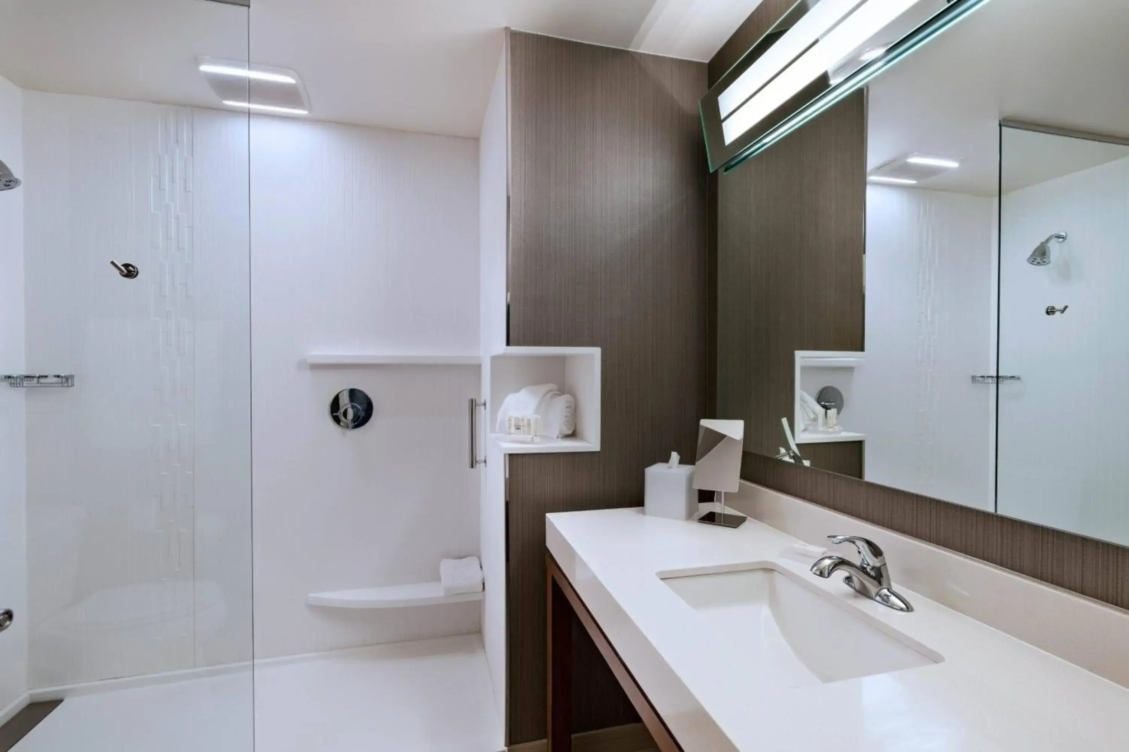 Courtyard by Marriott Dallas Grand Prairie