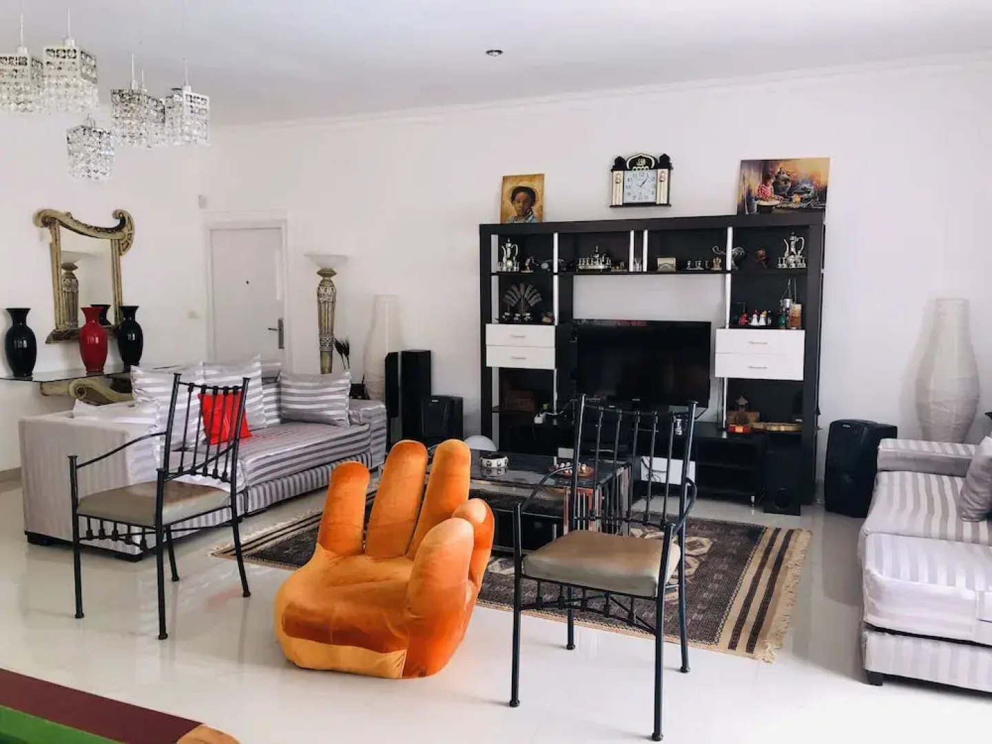 Petite Flower Guest House