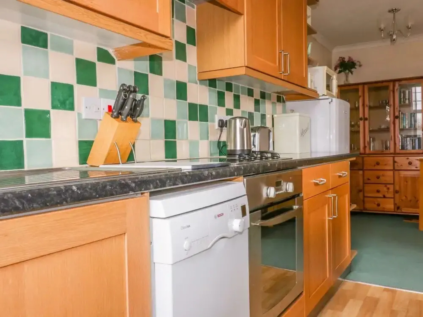 Yellow Sands Apartment 5