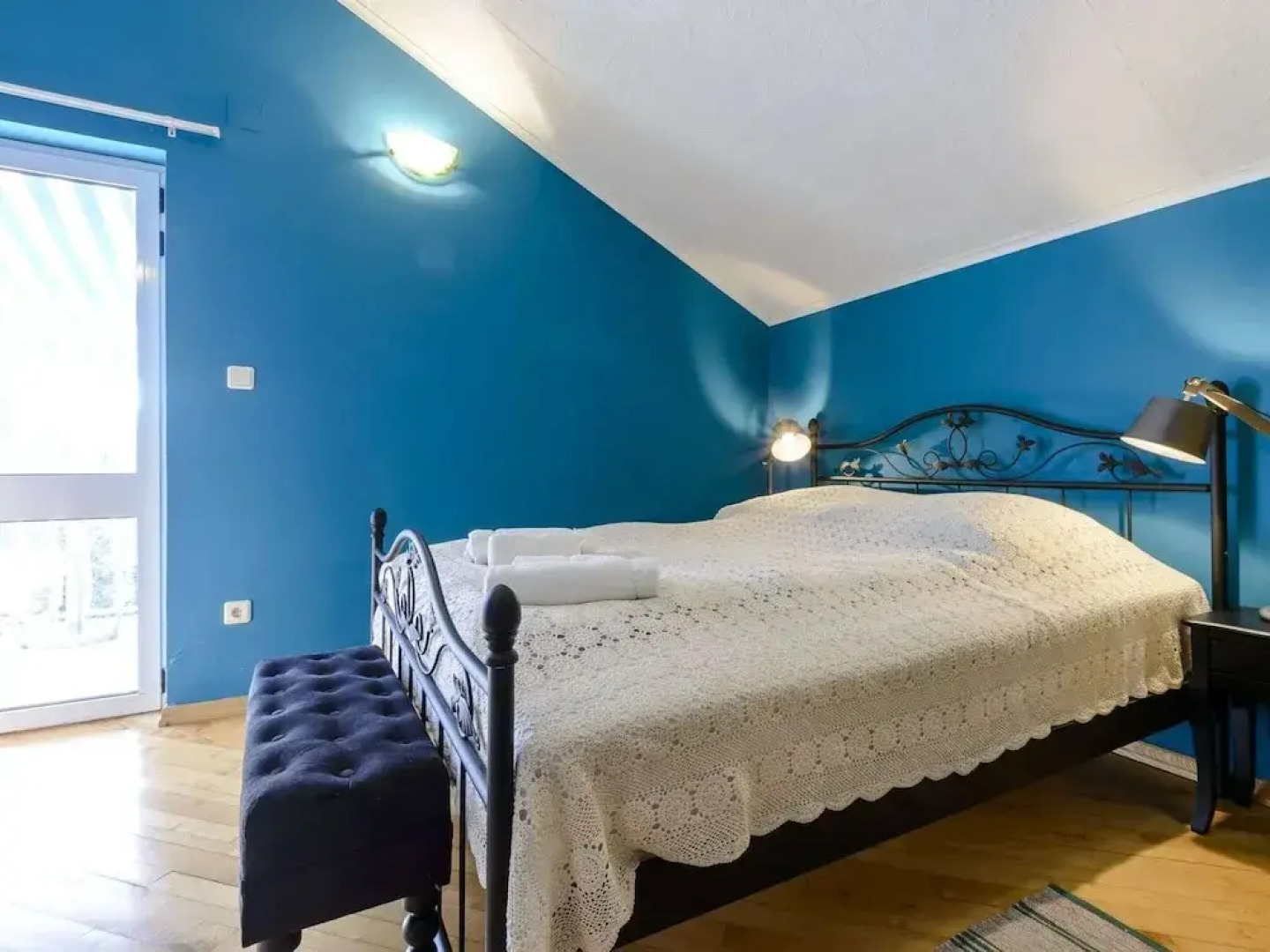 Villa Piano - Four Bedroom Villa With Terrace and Swimming Pool