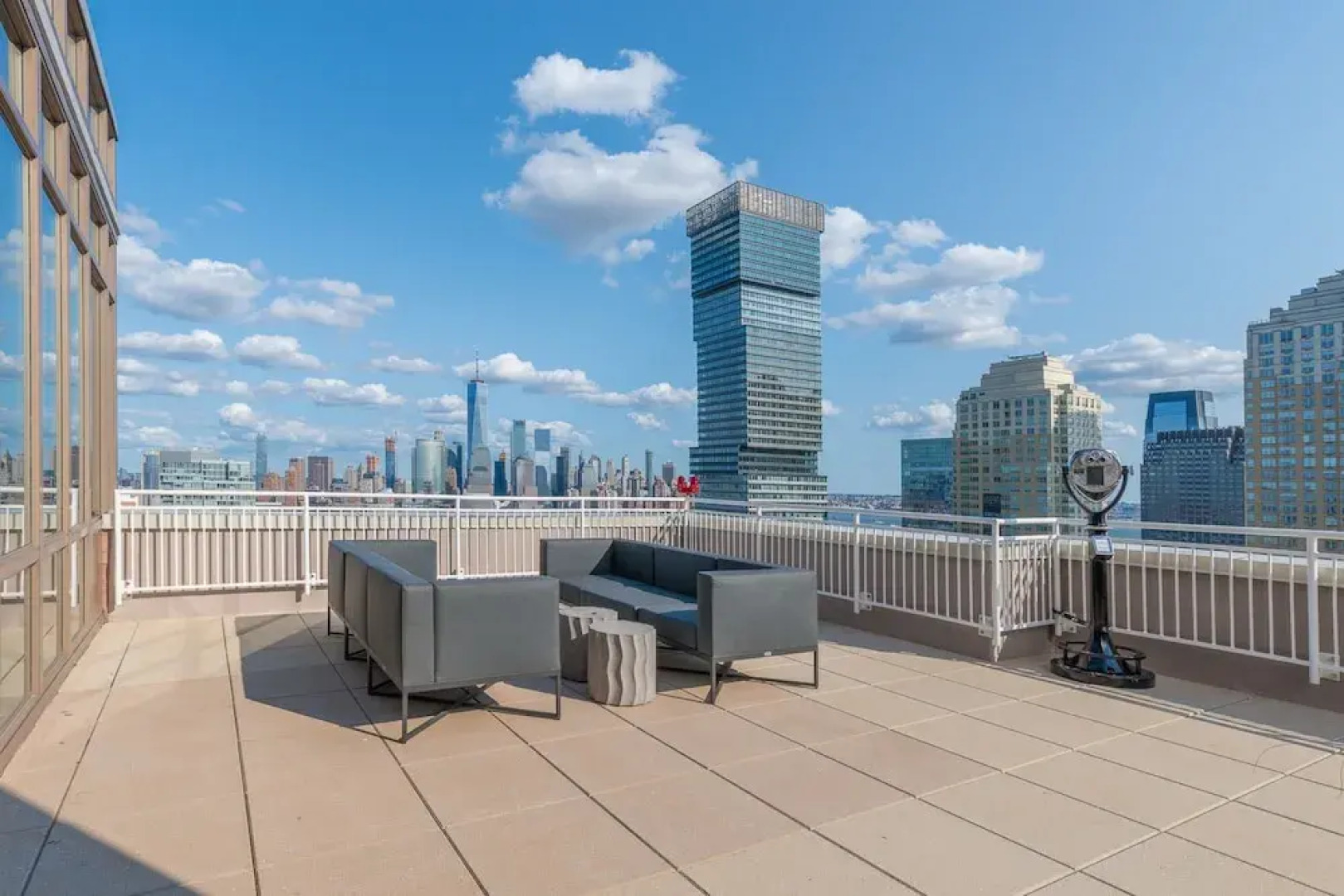 Dream Home Luxury Suites