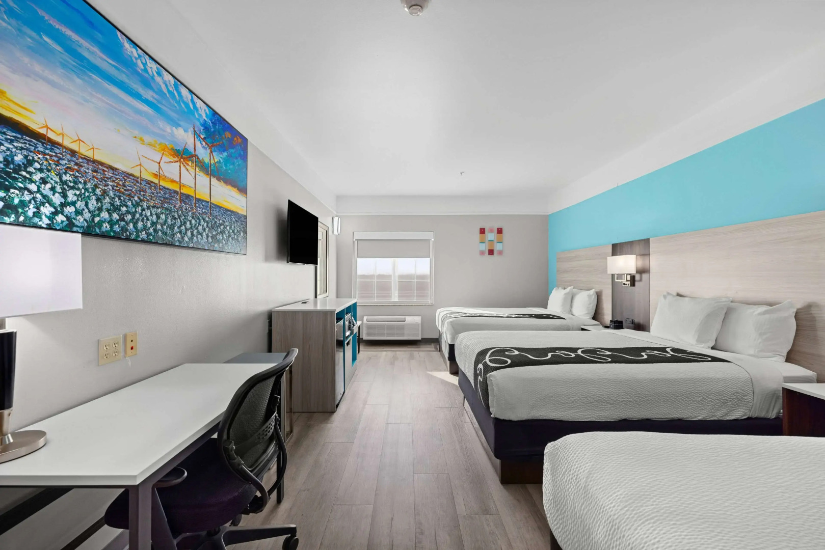 La Quinta Inn & Suites by Wyndham Raymondville