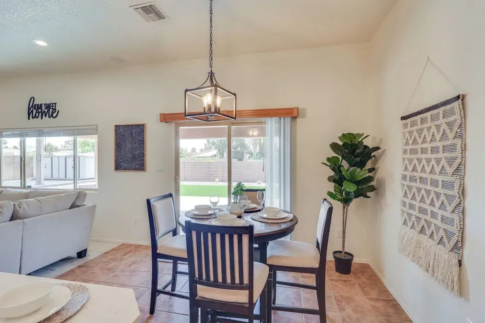 1 Mi to Golf Course: Yuma Oasis w/ Furnished Patio