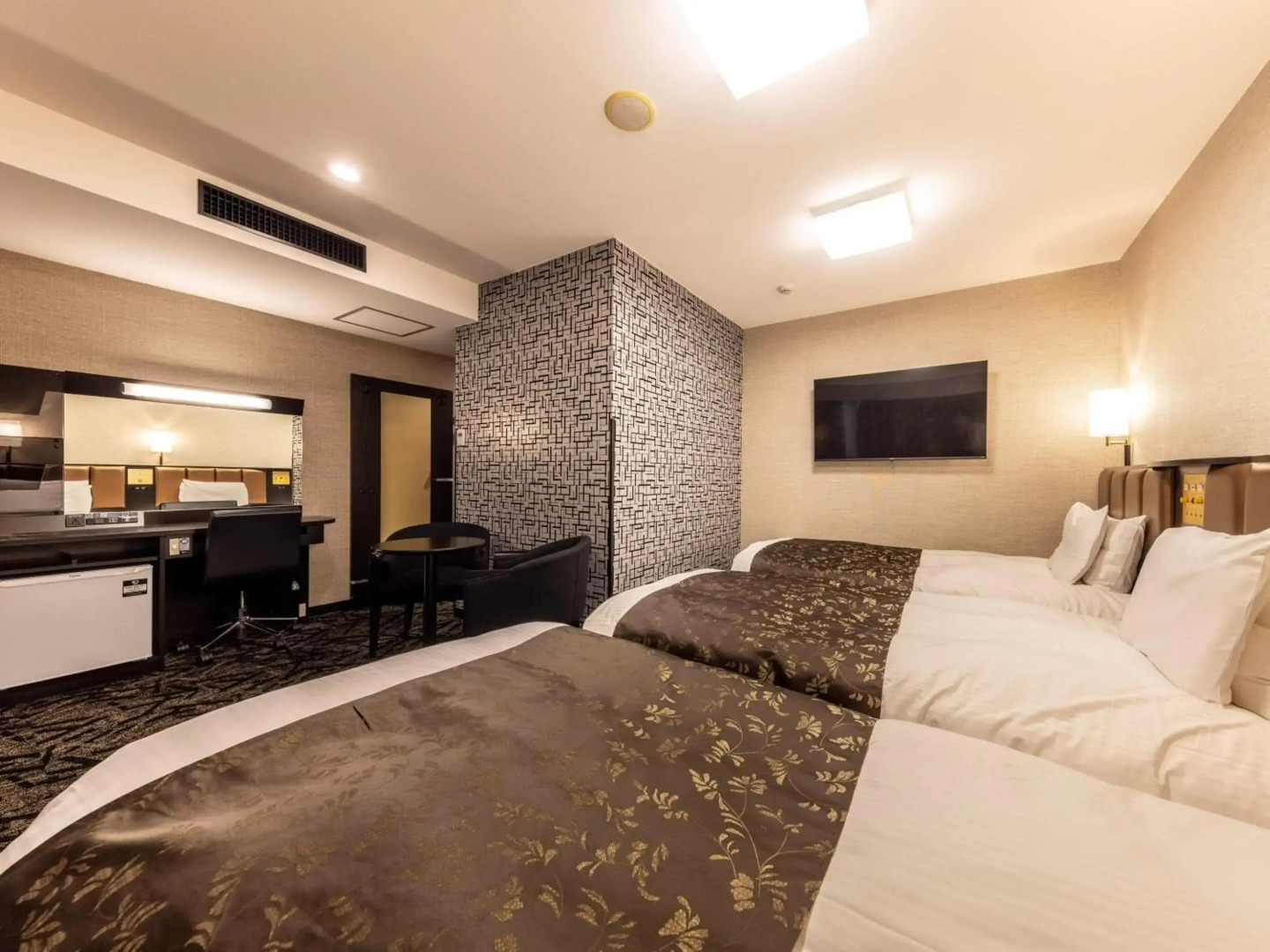 APA Hotel Kagadaishoji Ekimae