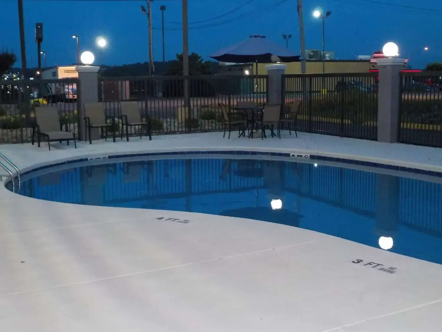 SureStay Hotel by Best Western Lenoir City