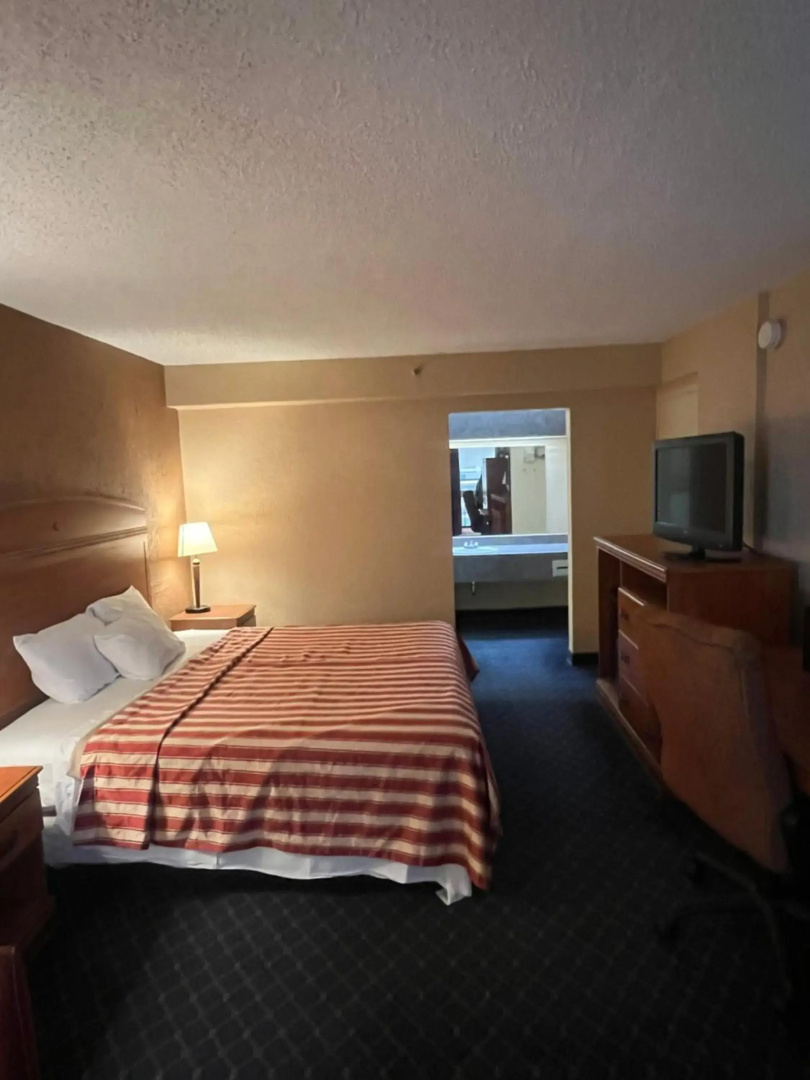 The Lodge Hotel and Banquets