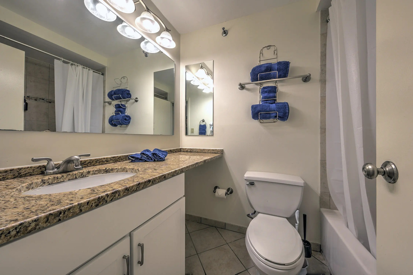 Heart of Back Bay! Close to Prudential Center and The T!