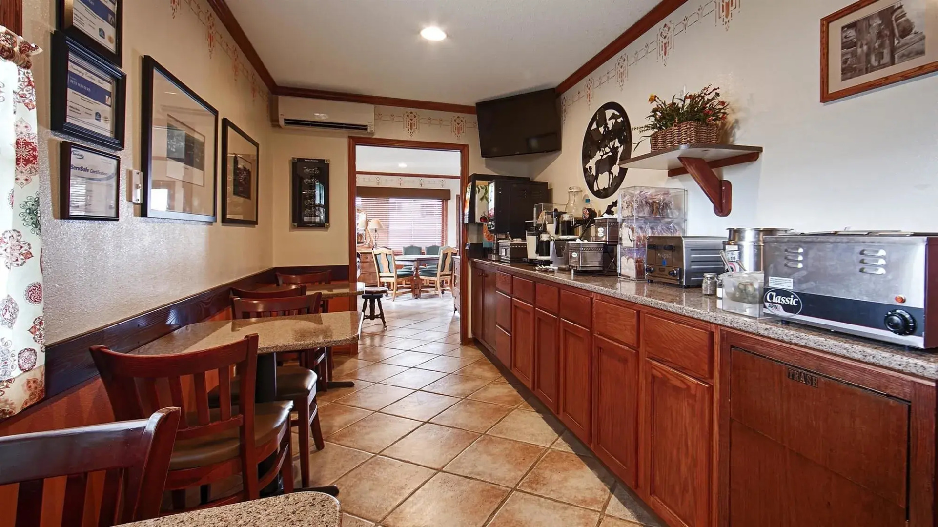 Best Western Pioneer