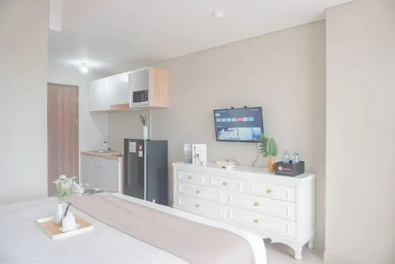 Homey Living and Well Designed Studio Room at Royal Sentul Park Apartment