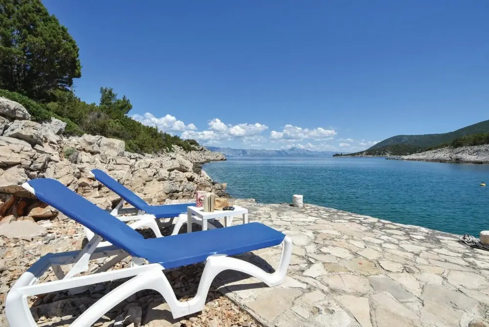 Amazing Home in Zastrazisce With Wifi and 2 Bedrooms