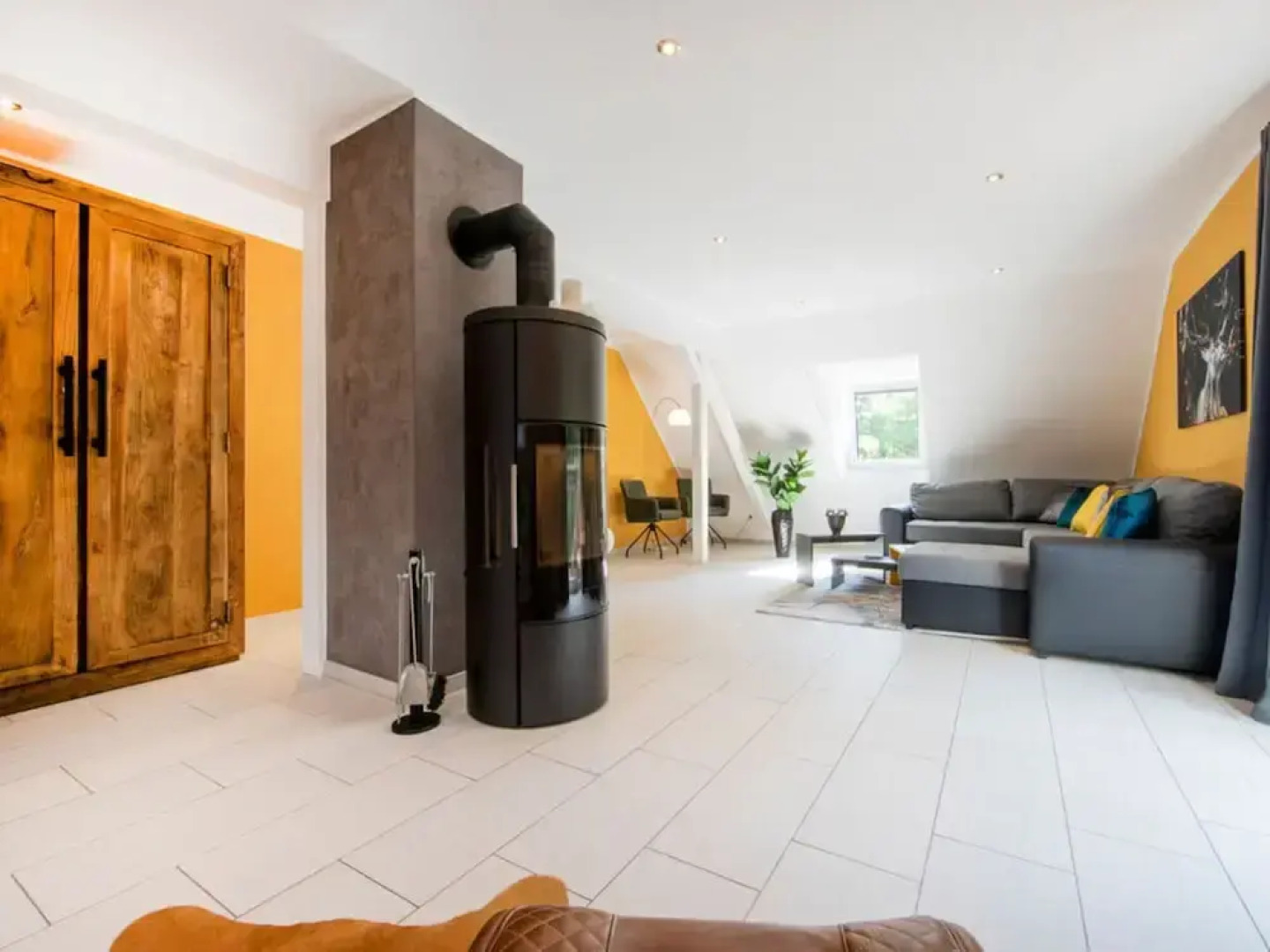 Maarchalet Modern Retreat