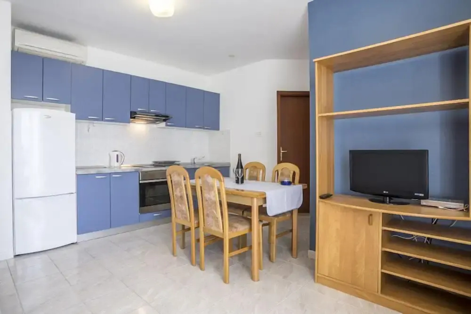 Bol Apartments Gospojica