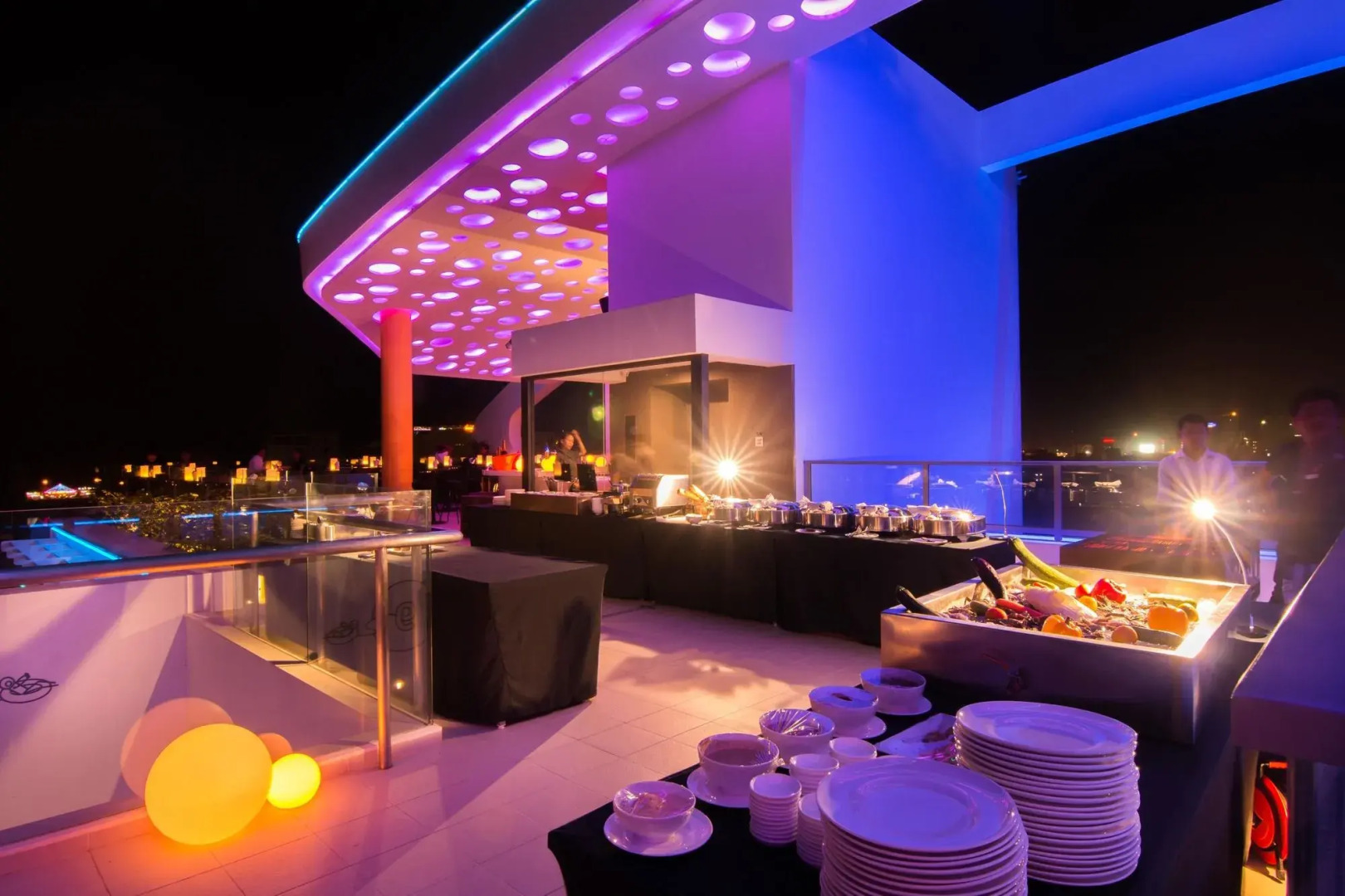 SUN & MOON, Urban Hotel