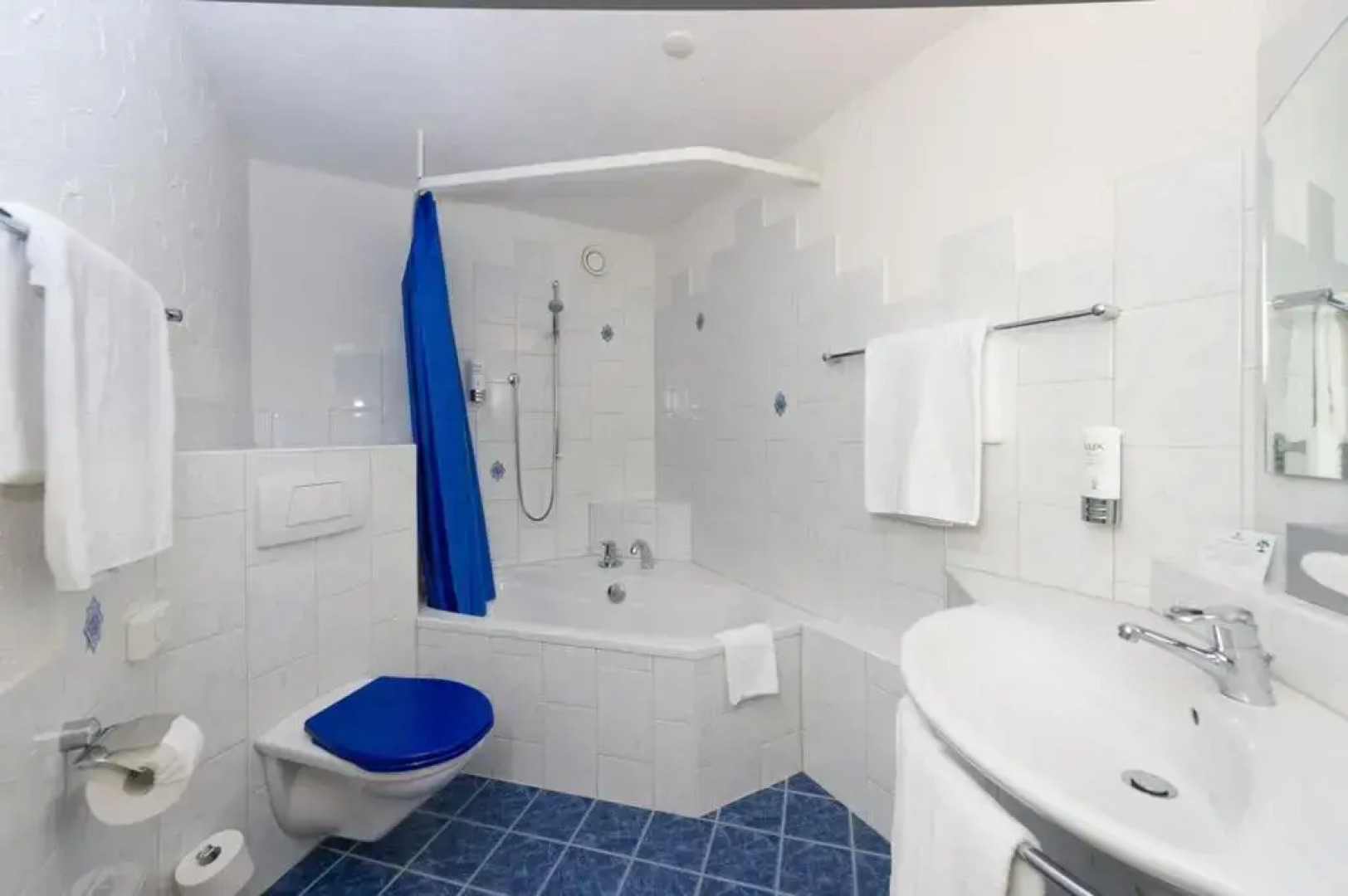 Apart-Hotel Zurich Airport