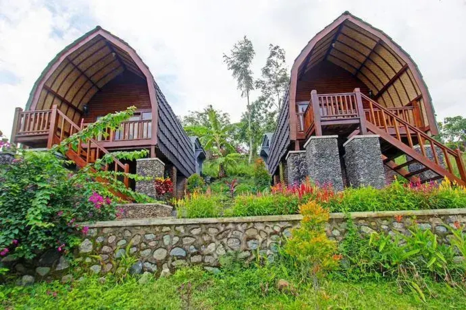 Capital O 91837 Villa Bukit Leddu