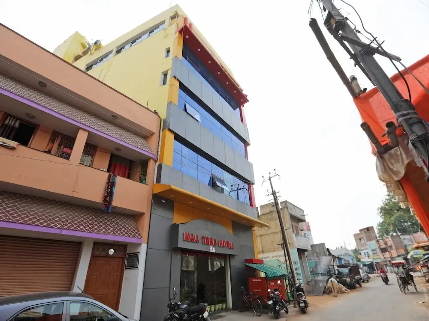 Spot On 45392 Maa Tara Hotel