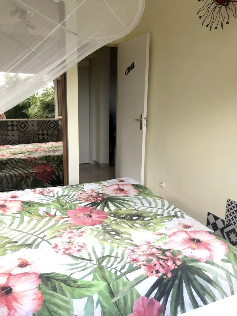 Apartment With 2 Bedrooms in Sainte-marie, With Wonderful sea View, En