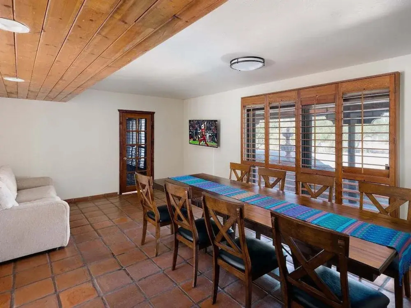 Bed Rock Desert -pool Heat Available - Spring Break