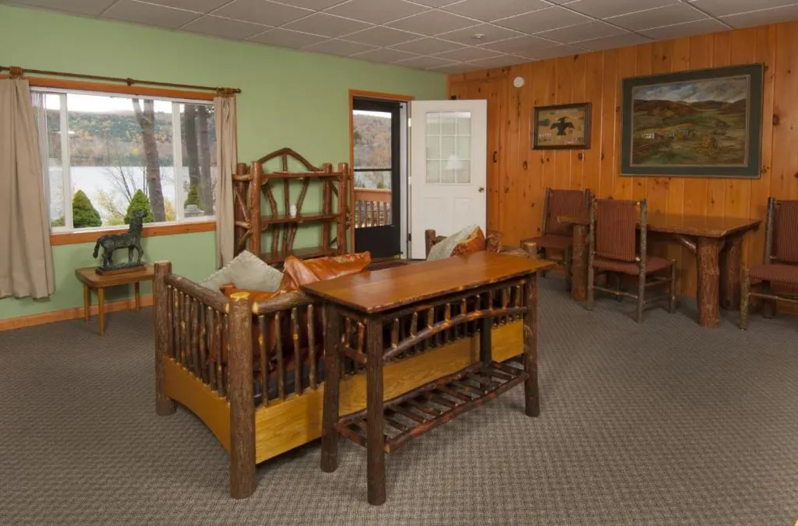 Cobblescote on the Lake