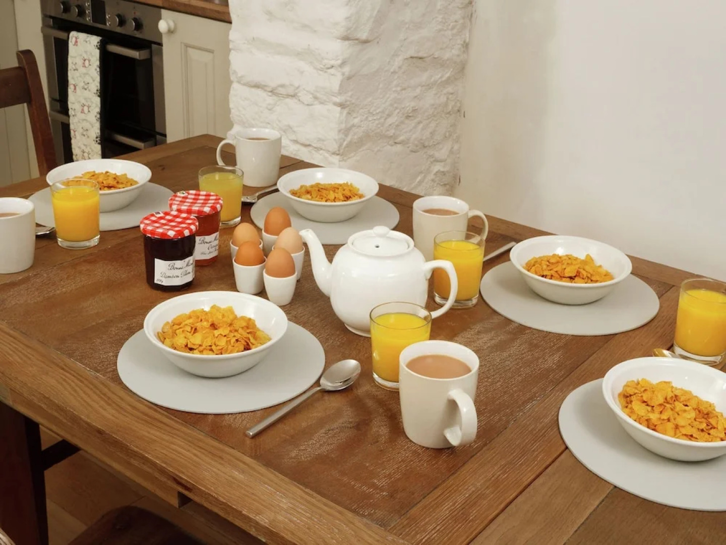 Modern Holiday Home in the Hills of Rhandirmwyn Valley, Nearby the Coast