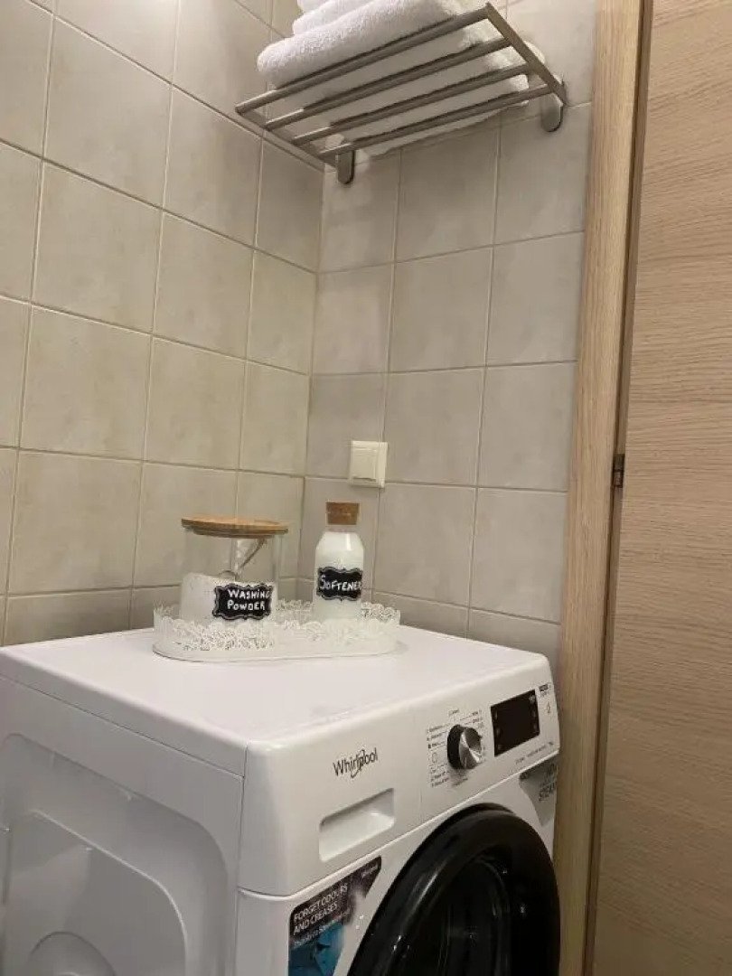 Elegant Glyfada Apartment-private Garden-Near METRO