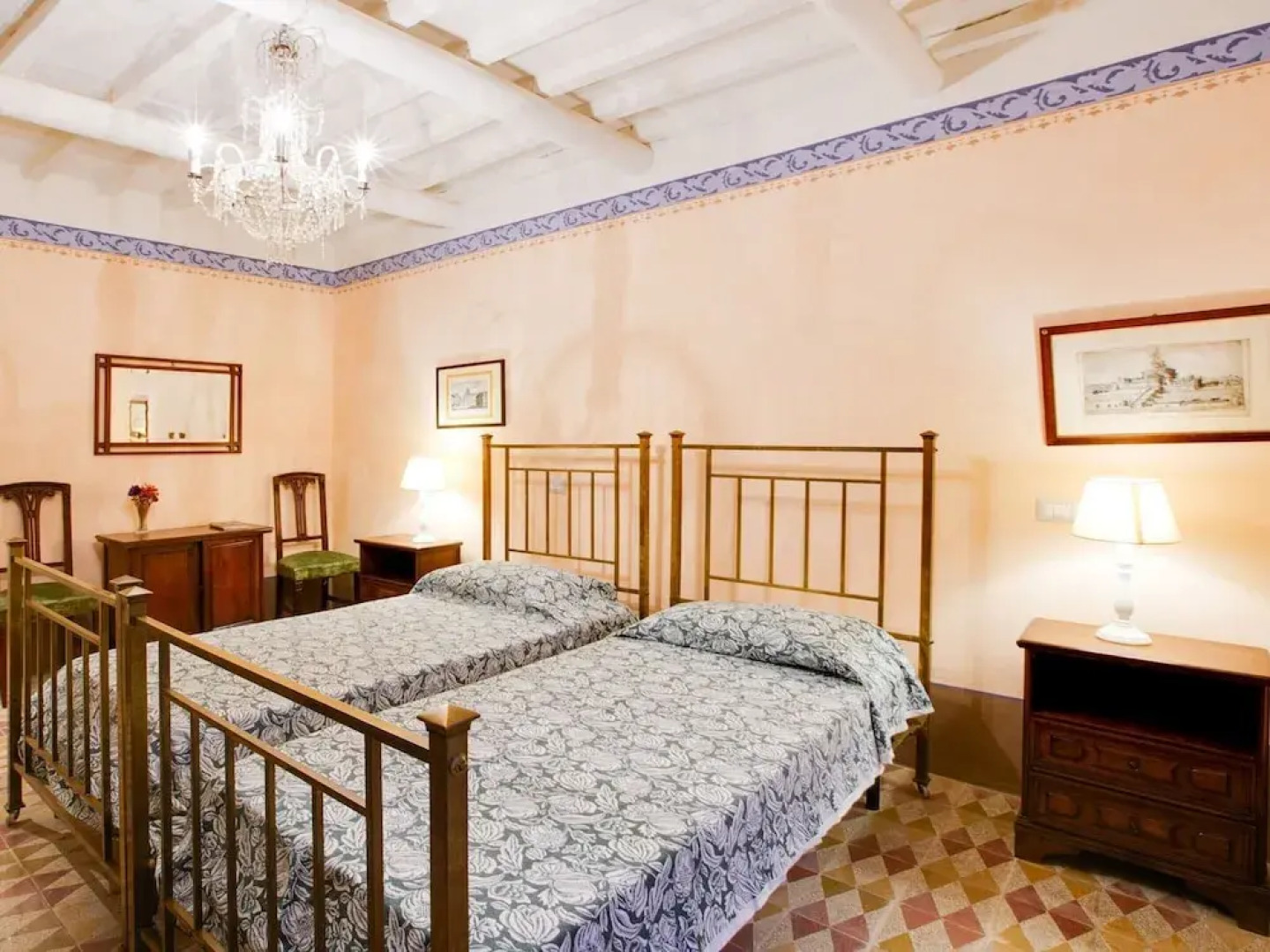 Villa in Rome With Pool & Stunning Views