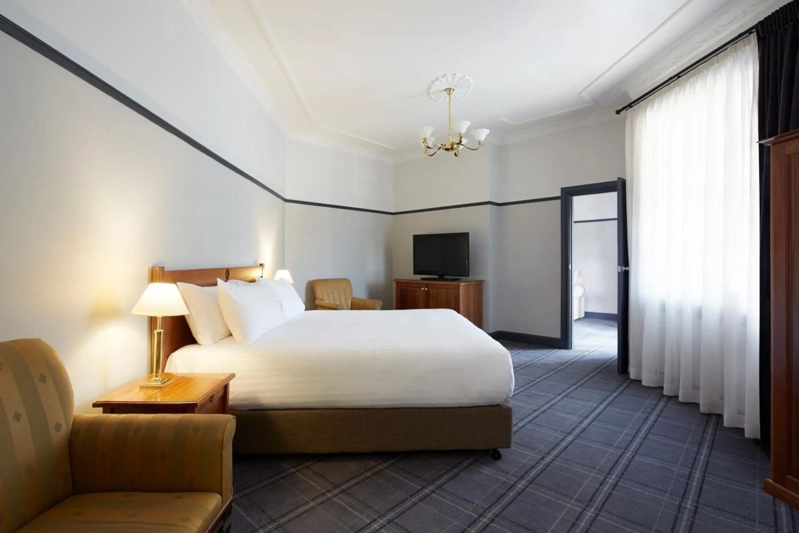 Brassey Hotel