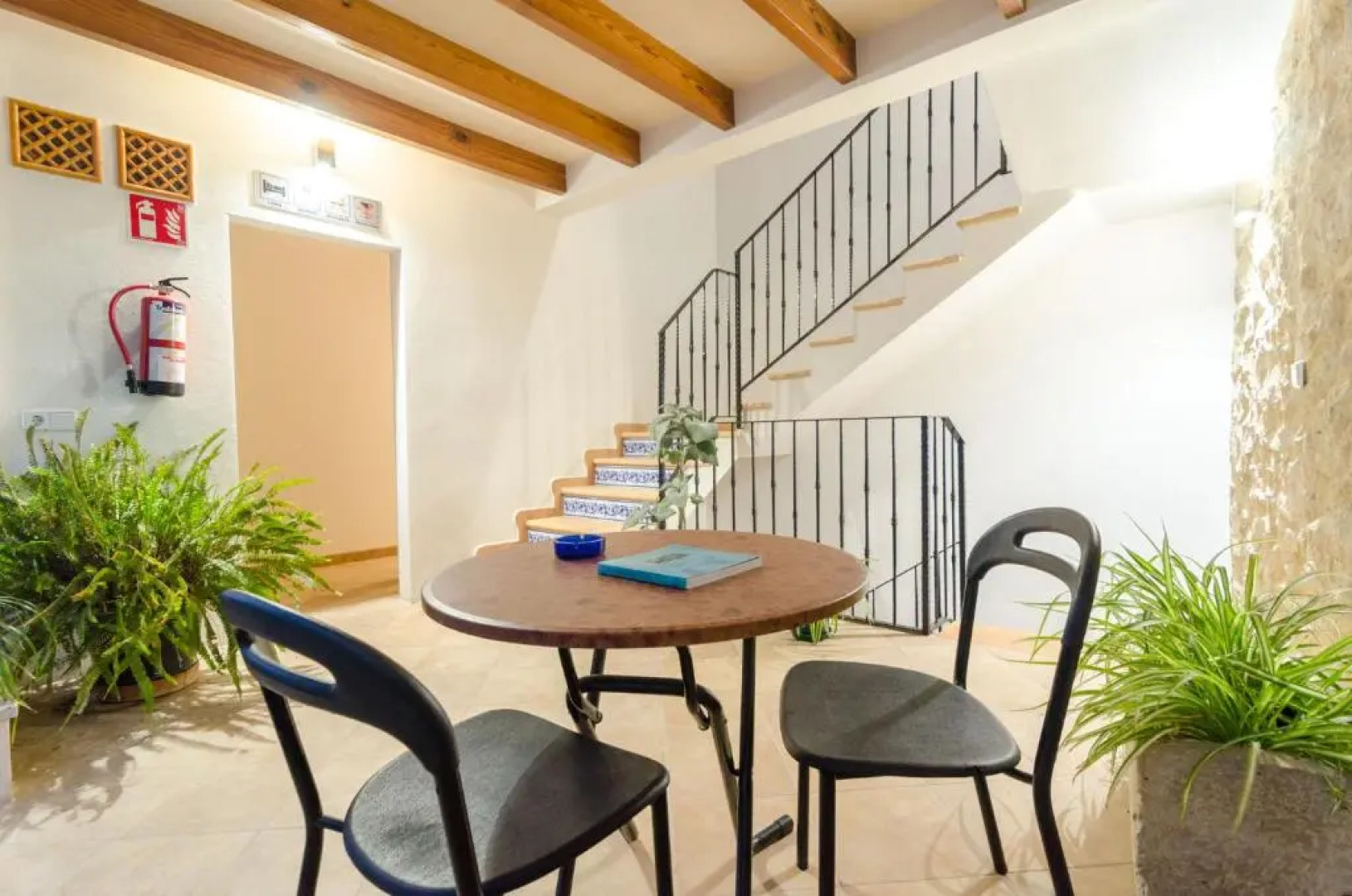 Хостел Embat Alberg Juvenil