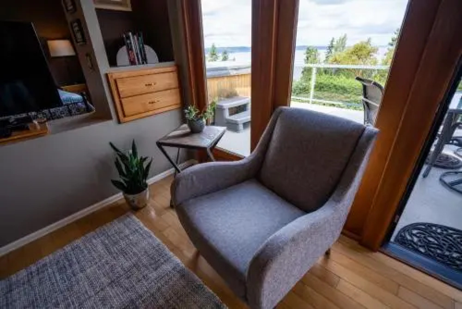 Olympic View Cottage