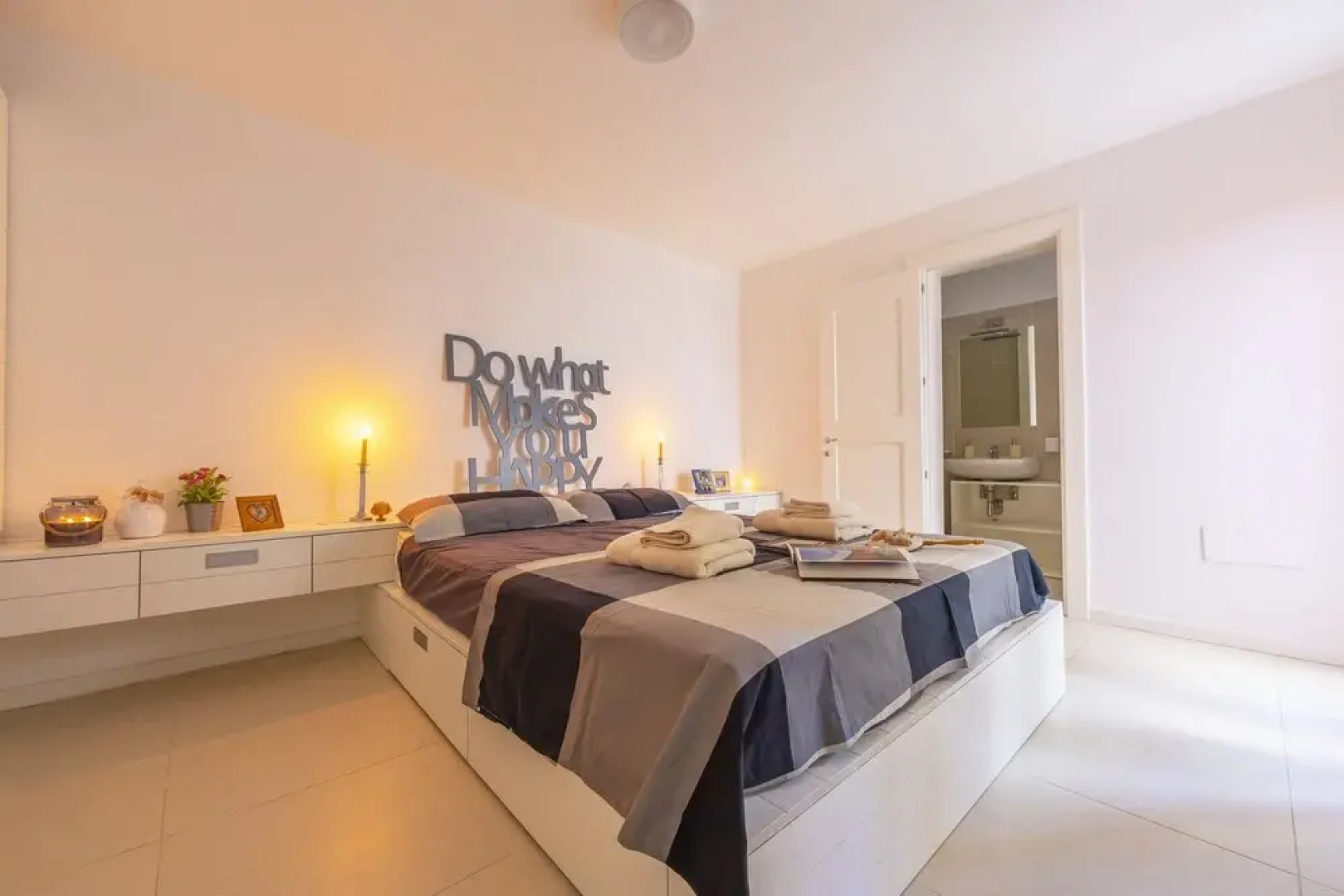 The Orange 22 Sweet Home