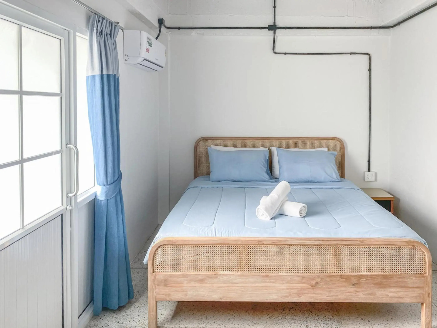 Bang Saphan Resort Hotel