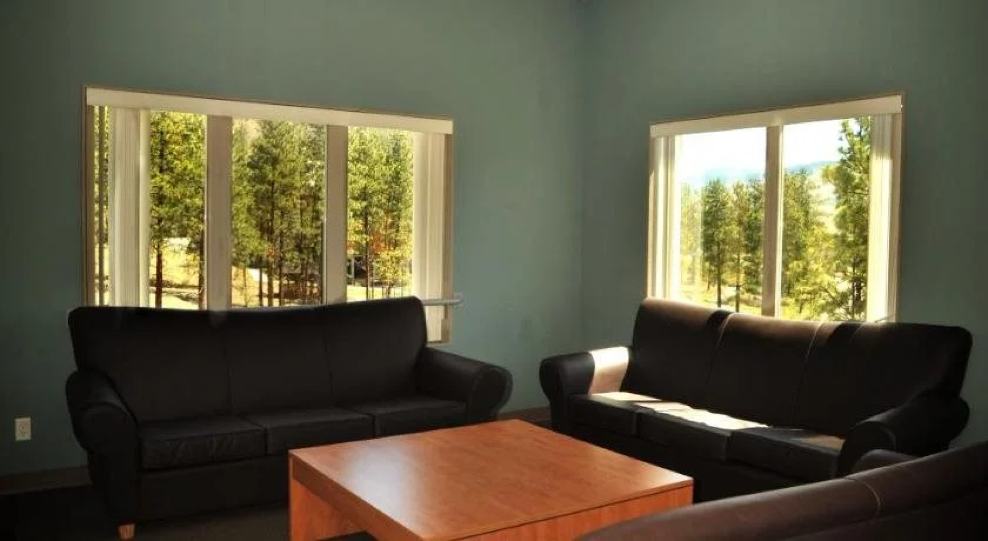 Residence & Conference Centre - Merritt