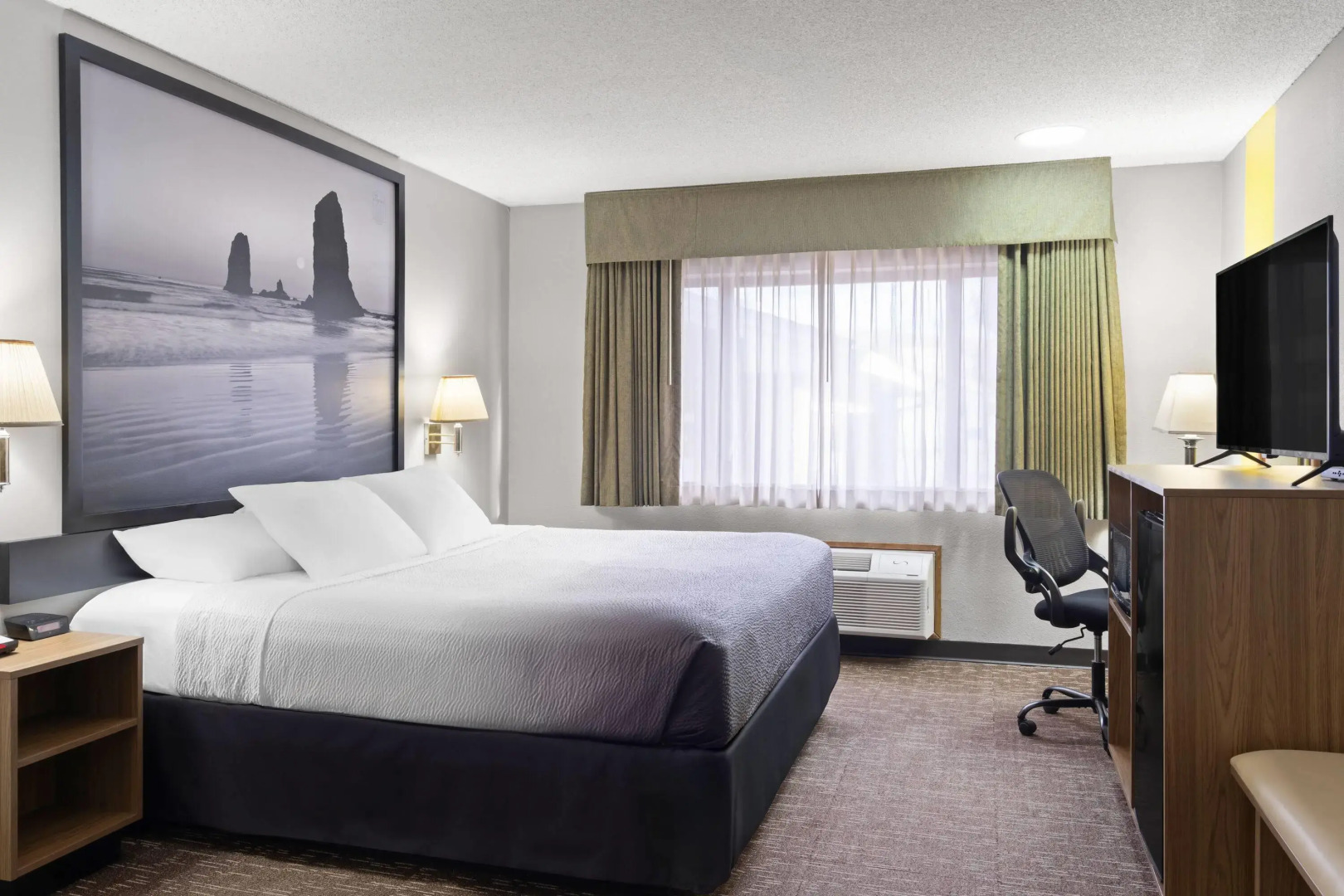 Super 8 by Wyndham Baker City