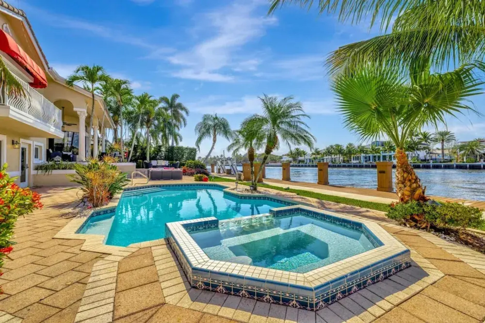 Serenity Villa Water Front