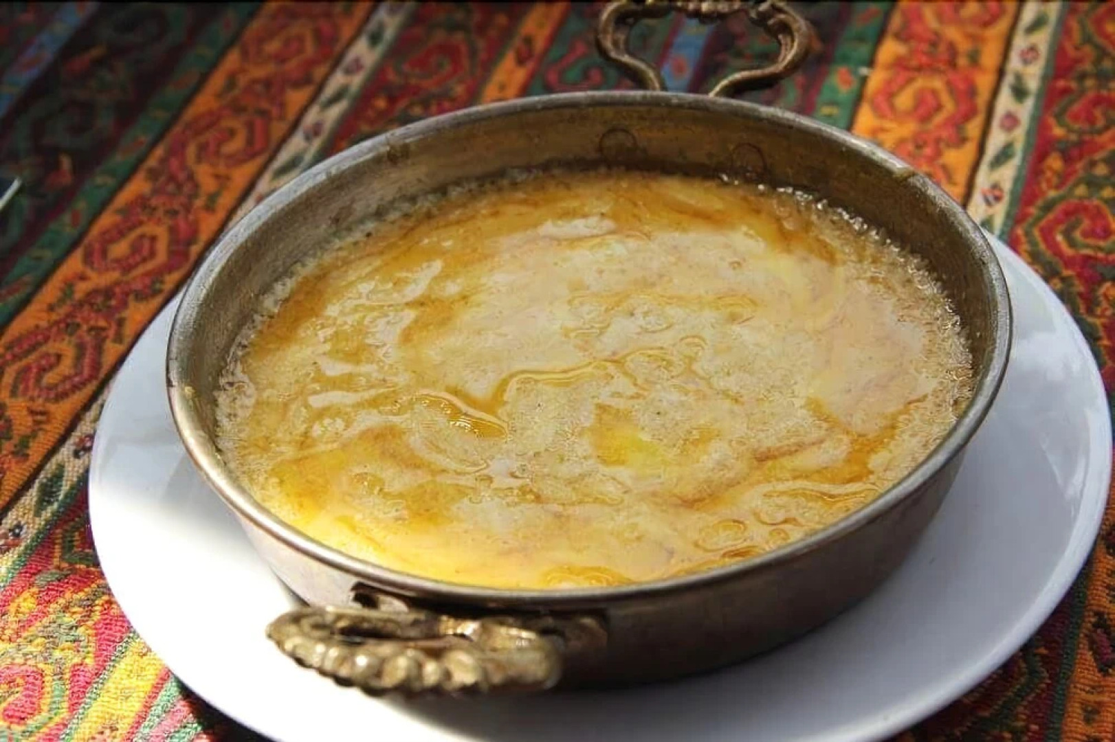 Meroli Ev Pansiyonu ve Yöresel Tatlar