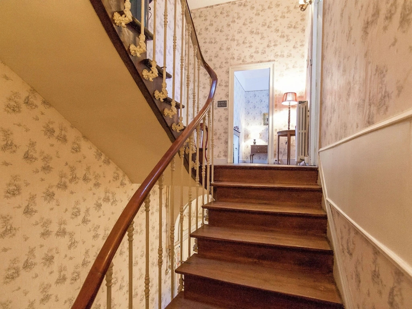 Charming Mansion in Brouchaud With Swimming Pool