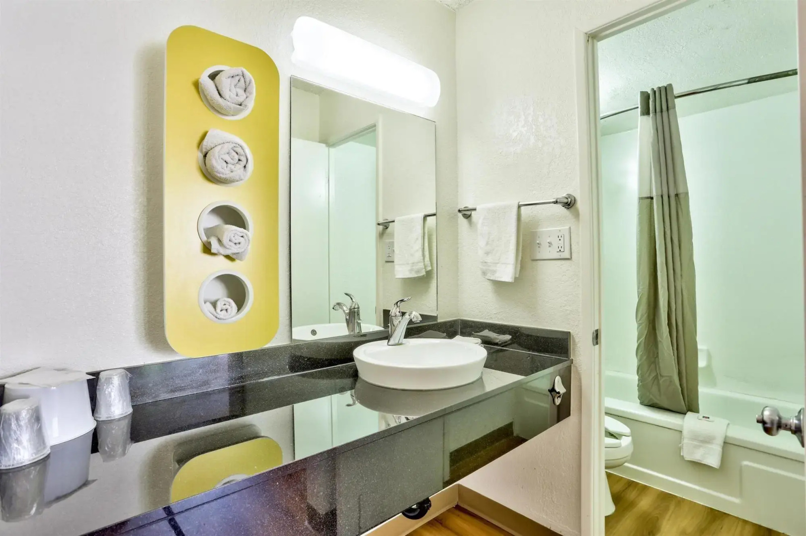 Motel 6 Flagstaff East - Lucky Lane