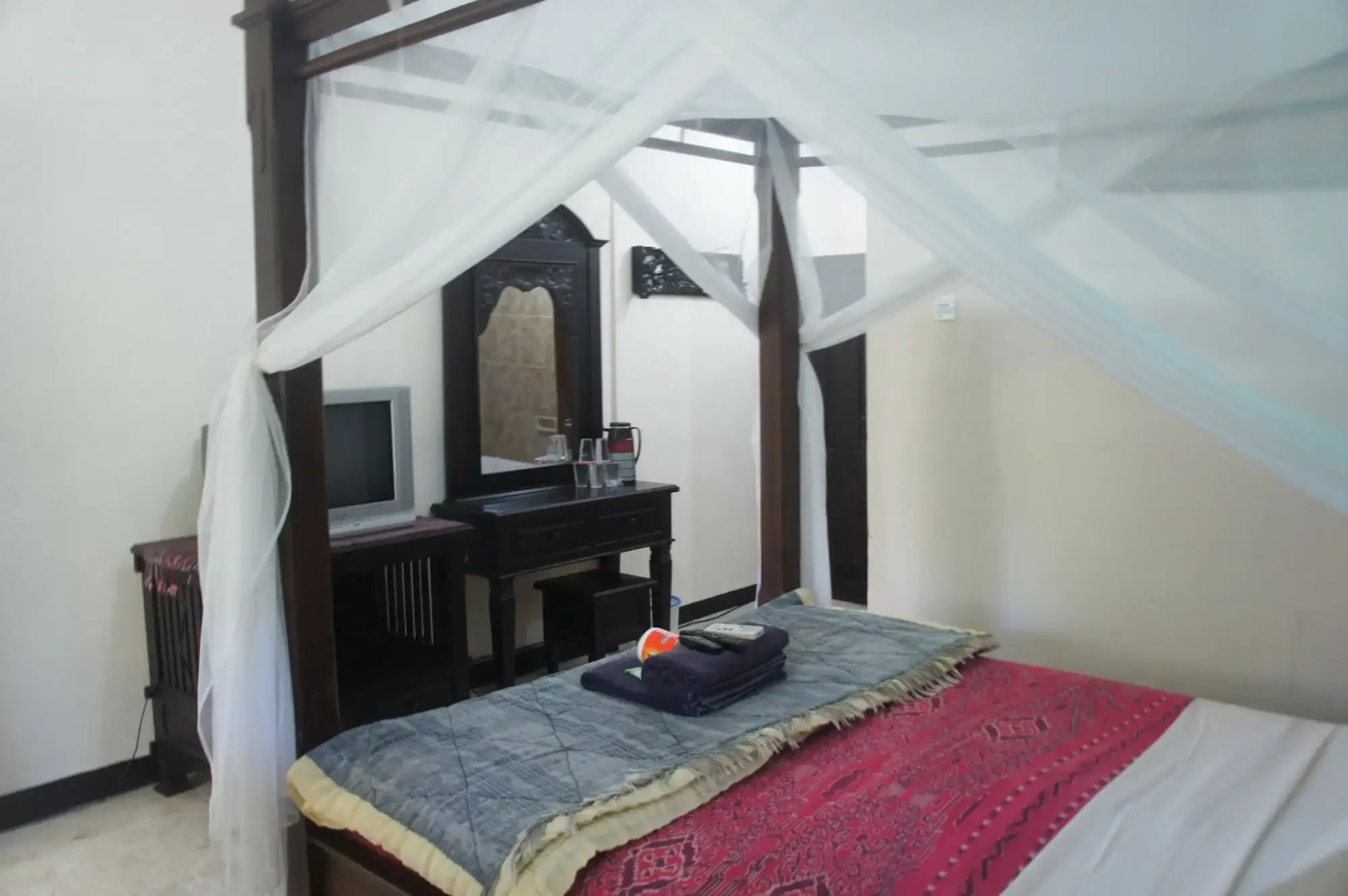 Batu Bolong Cottages