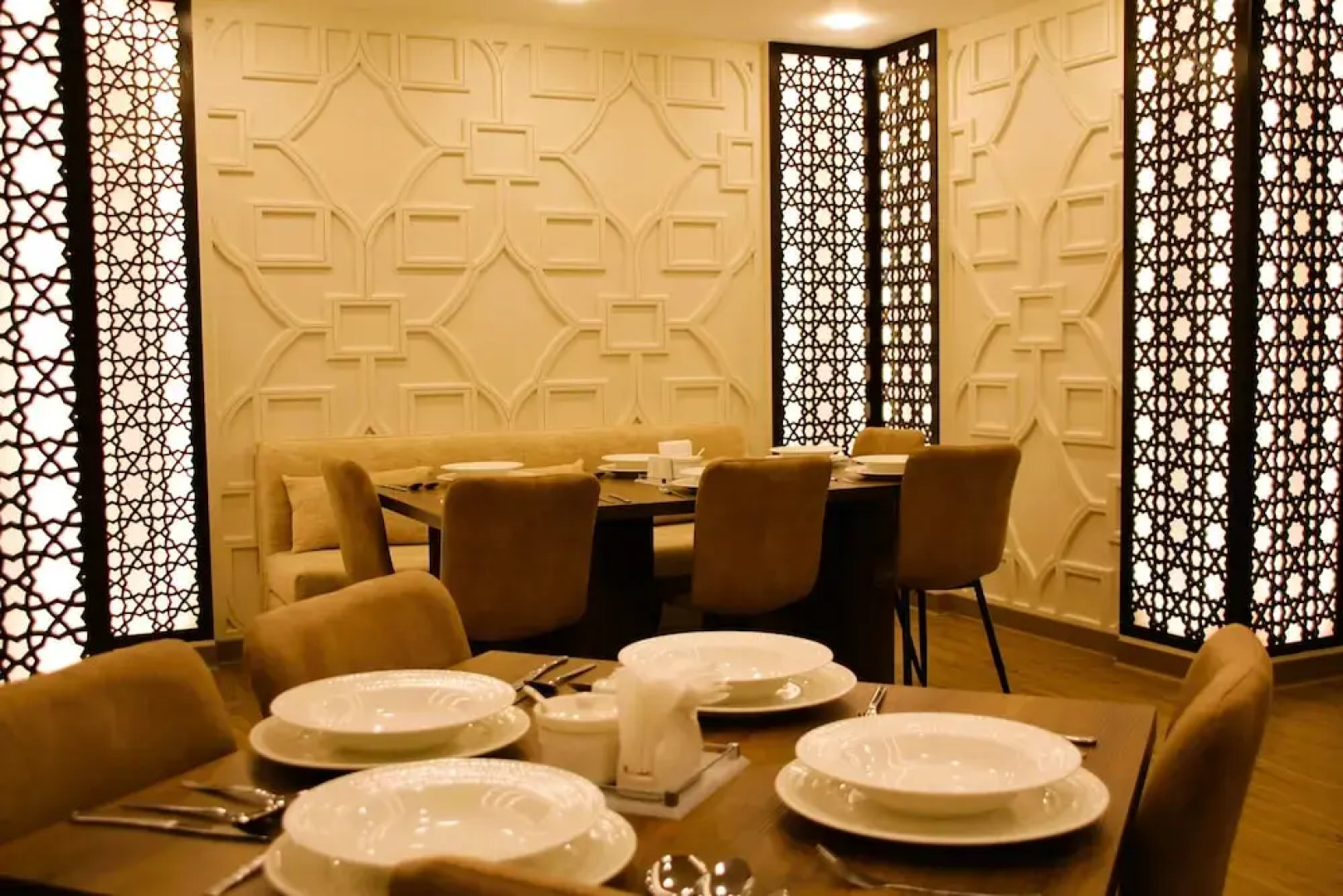 Plaza Athenee Hotel Kuwait