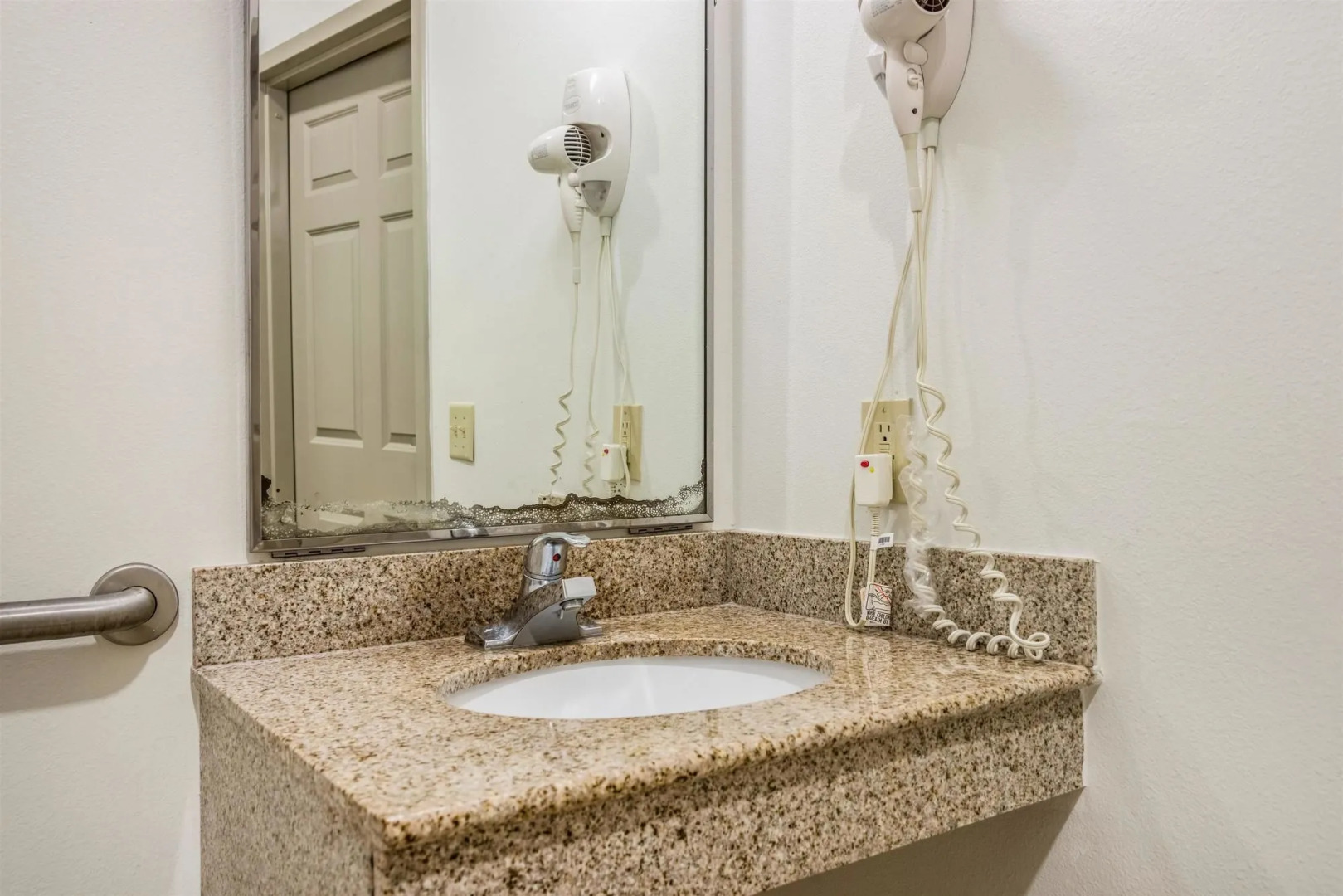 OYO Townhouse Sulphur, LA Extended Stay