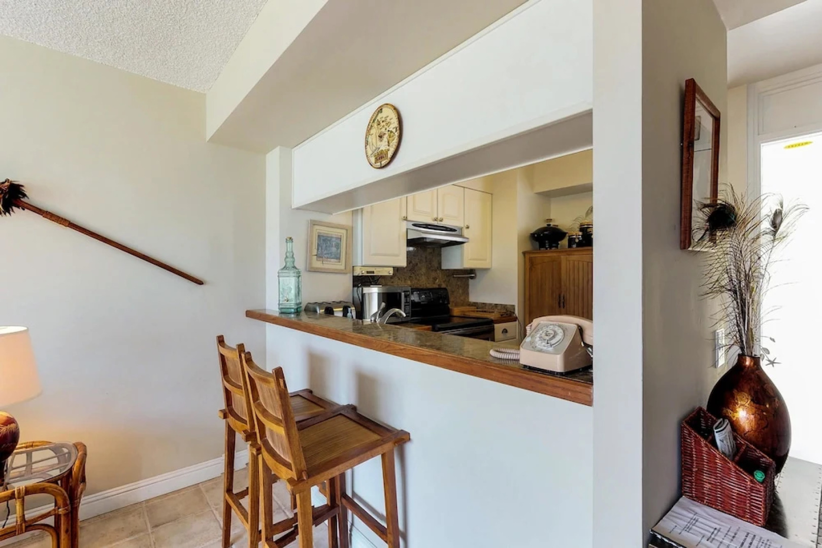 Makaha Valley Towers