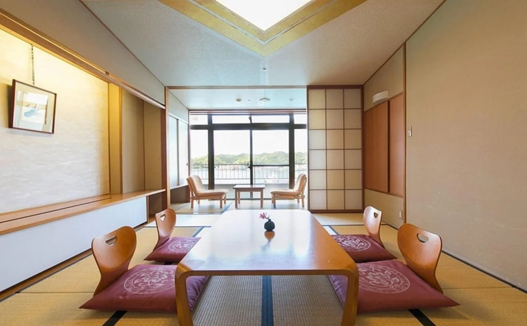 Hotel Urashima