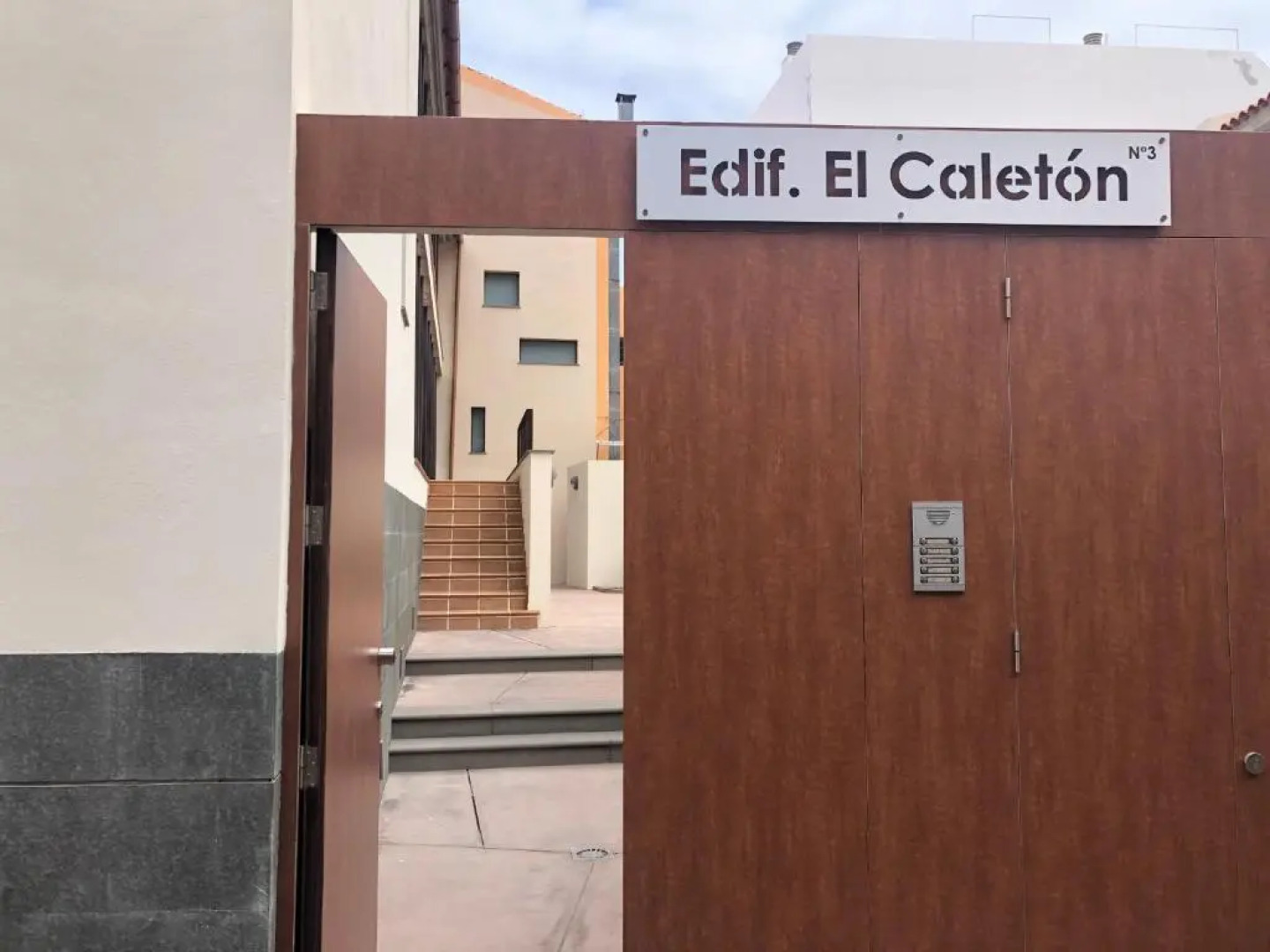 Modern sea front apartment in Garachico