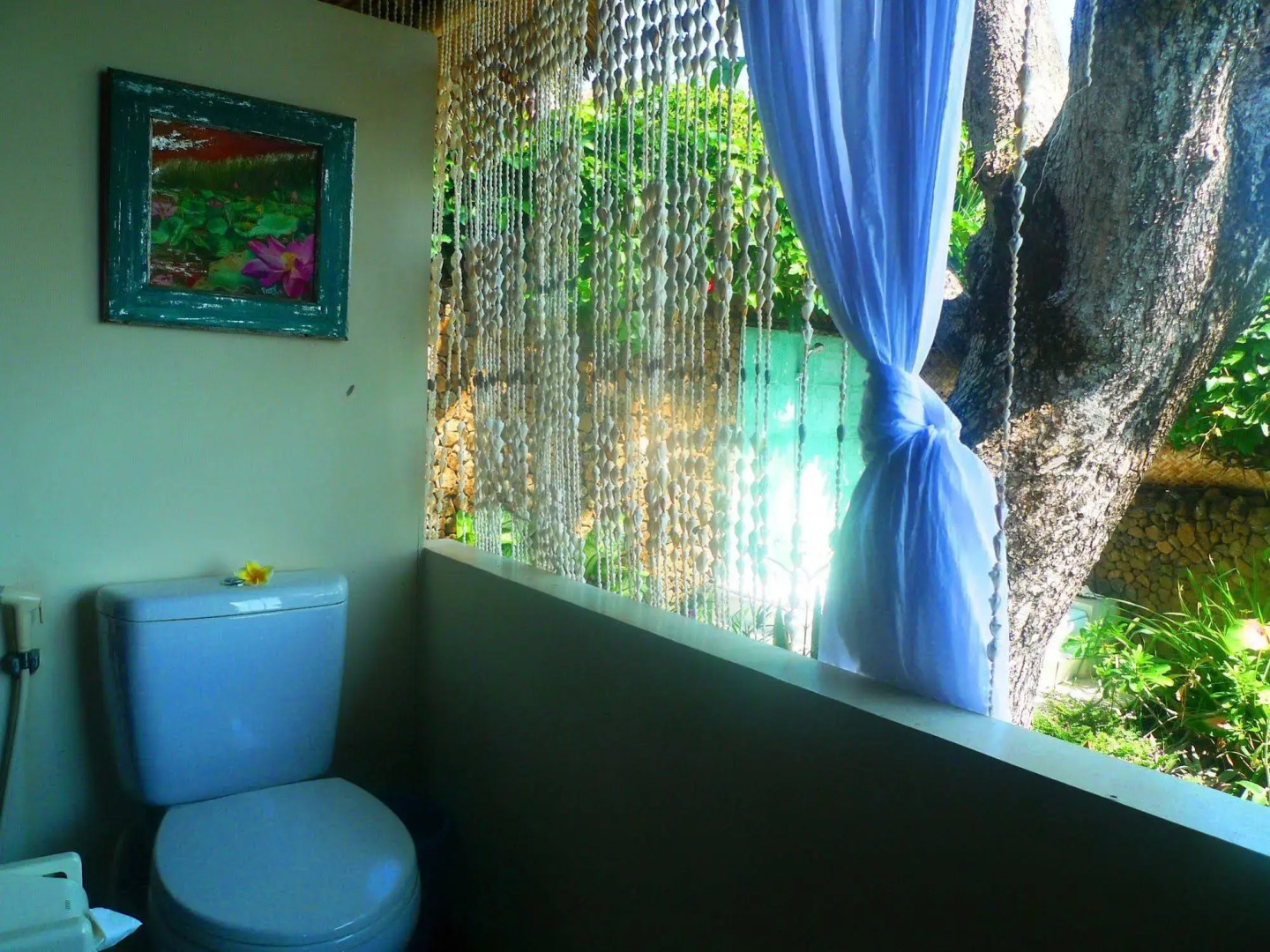 Bloo Lagoon Eco Village