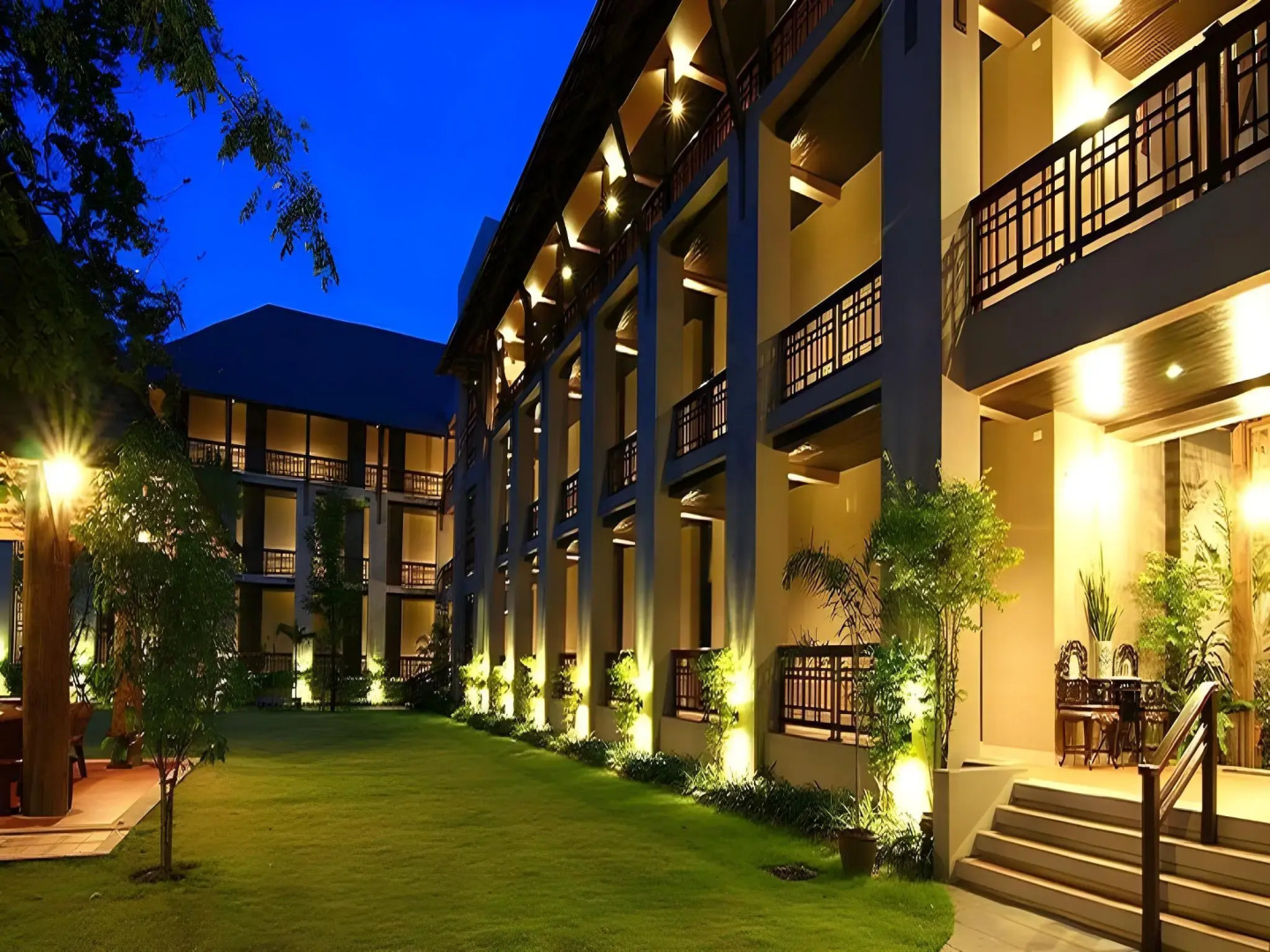Inpawa Hotel